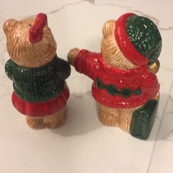 Celebrate the Season  Bear Salt and Pepper Shakers - Picture 2 of 2